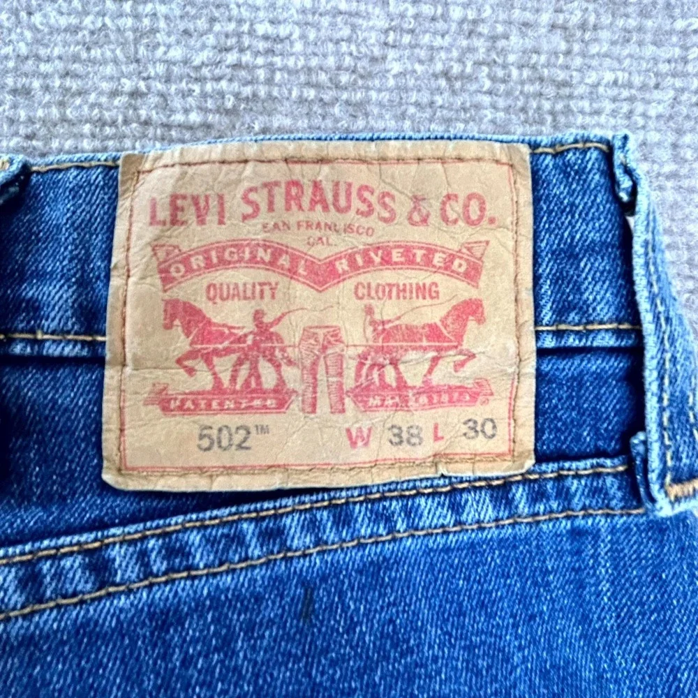Levis 502 Jeans Mens 38x30 Blue Denim‎ Cotton Stretch All Season Tech Taper Fit